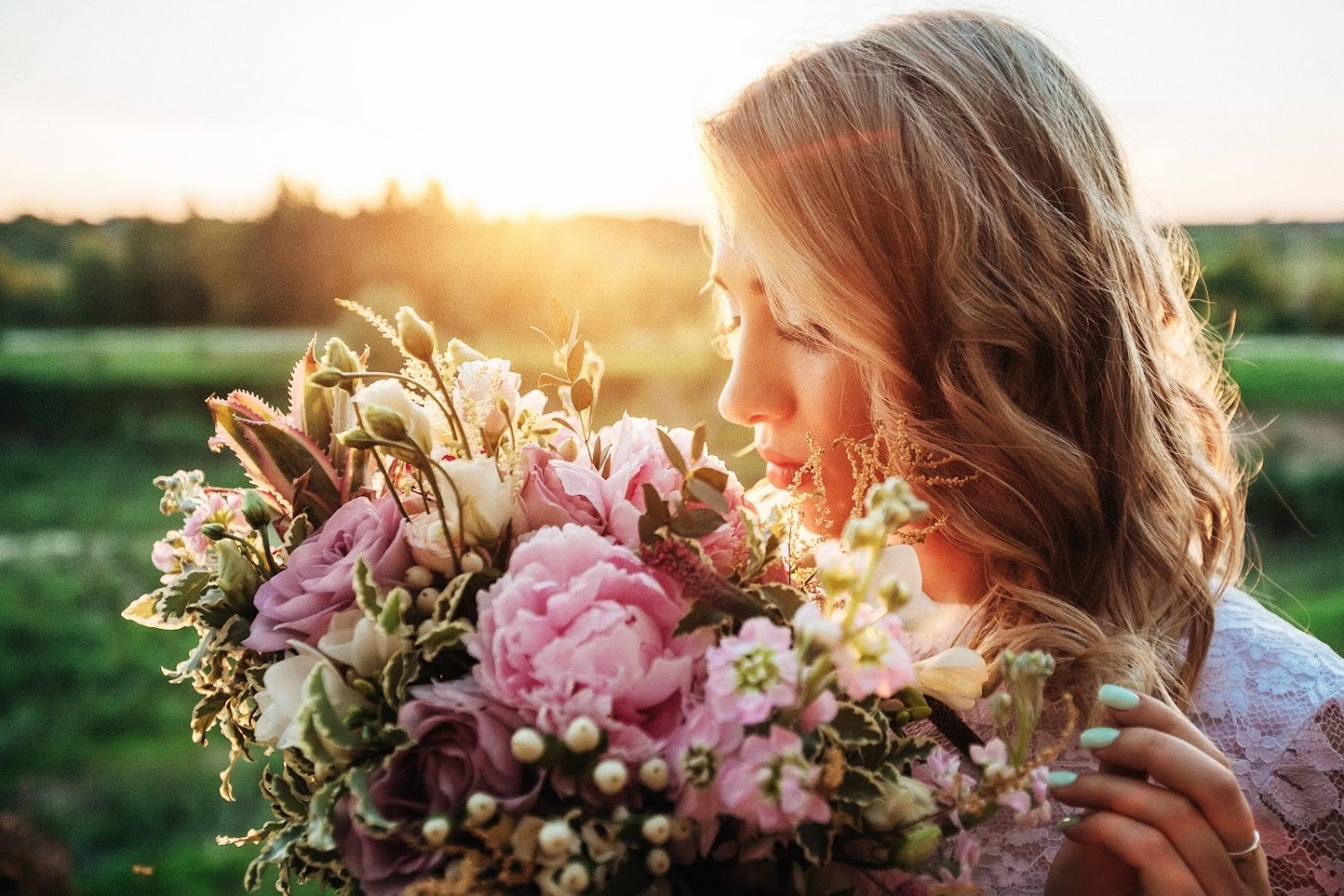 Где найти оригинальный подарок?