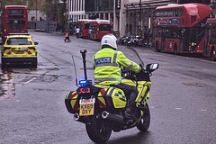 15-летняя школьница в одиночку посетила Лондон и пропала без вести