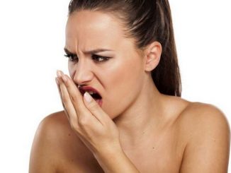 Удаление зубного камня и неприятного запаха изо рта - причины и лечение