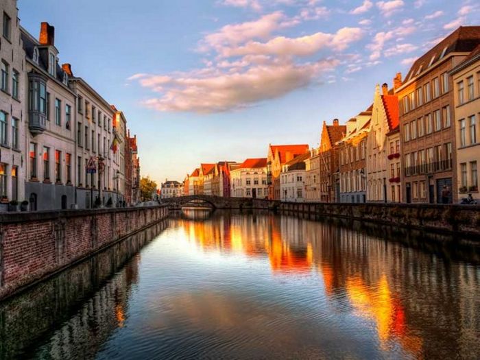 Брюгге - северная венеция