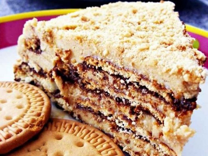 Интересные рецепты домашнего бисквитного торта