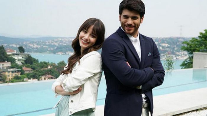 Держатель подарочной карты diy из рулонов бумажных полотенец