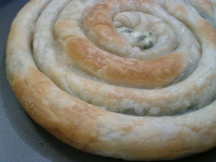 Красиво расписанные тыквы для осеннего стола