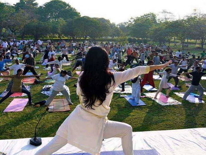 Йога для здоровья и счастья с камлешем барвалом