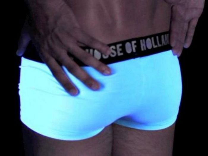 Сияйте в темноте с нижним бельем