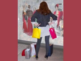 Дорого - не всегда модно