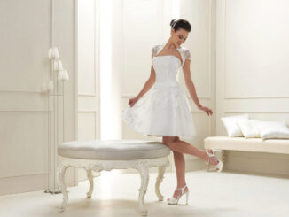 Короткие свадебные платья: современный тренд для стильных невест