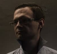 Больше 800 автомобилей скопились в очереди перед Крымским мостом