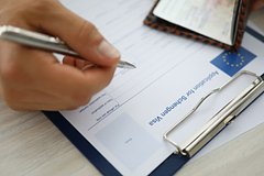 Европа решила не включать в новый пакет санкций ограничения на выдачу шенгена россиянам Европа решила не включать в новый пакет санкций ограничения на выдачу шенгена россиянам