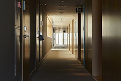 Китайцы похитили девушку, заперли ее в роскошном отеле Таиланда и потребовали деньги Китайцы похитили девушку, заперли ее в роскошном отеле Таиланда и потребовали деньги