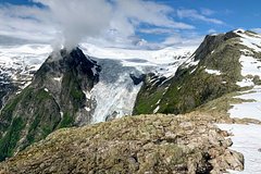 Мужчина прислал жене фото из похода в Европе и пропал без вести