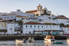 Мужчина загадочно исчез на отдыхе в Европе и был найден бездыханным у рыболовного порта