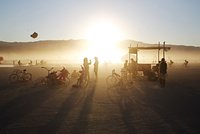 Не выжившего на фестивале Burning Man россиянина кремировали в США Не выжившего на фестивале Burning Man россиянина кремировали в США
