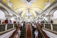 Побывавшие в России иностранцы удивились местному метро