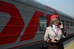 Почти 20 пассажирских поездов задержались в российском регионе из-за атаки беспилотников