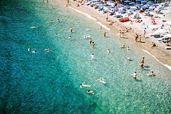 Россиянин описал курорт Болгарии фразой &laquo;много молодежи, немцев и барыг&raquo;