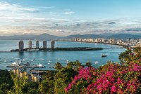 Россиянка описала главный курорт Китая фразой &laquo;вонь стоит отменная&raquo;