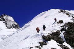 Российский альпинист оценил возможность самостоятельного спасения Наговициной