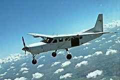 Самолет потерпел крушение сразу после прыжка восьми парашютистов с борта Самолет потерпел крушение сразу после прыжка восьми парашютистов с борта