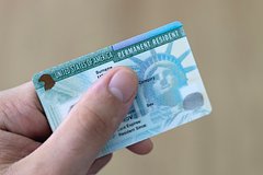 США ввели новый денежный сбор на участие в лотерее грин-карт