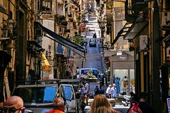 Турист описал город в Италии словами &laquo;пугающий и завален мусором&raquo;