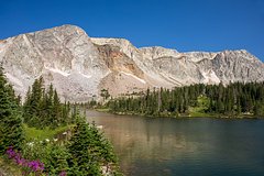 Турист покорил горную вершину в США, написал жене об усталости и пропал без вести