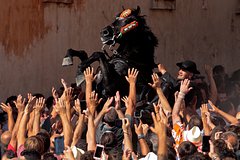 Туристка посетила праздник в Европе и лишилась пальца из-за лошади