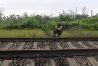 В Орловской области на железнодорожных путях сработало взрывное устройство. Погибли сотрудники Росгвардии В Орловской области на железнодорожных путях сработало взрывное устройство. Погибли сотрудники Росгвардии