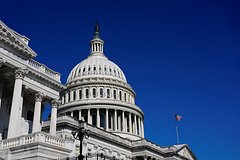 В США введут новый визовый сбор В США введут новый визовый сбор