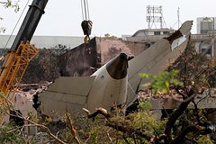 Вода из туалета могла стать причиной крушения самолета с сотнями пассажиров в Индии