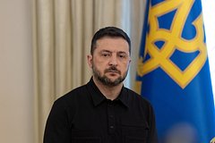 Зеленский призвал к одностороннему прекращению огня Зеленский призвал к одностороннему прекращению огня